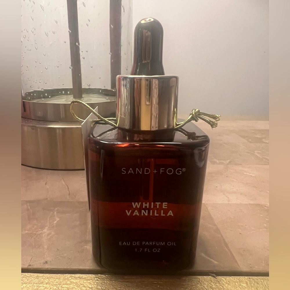 White Vanilla Eau de Parfum Oil - Brown